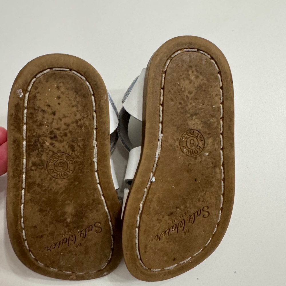 Saltwater sandals - Picture 2 of 3